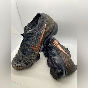 Men’s Nike Air VaporMax Flyknit Athletic Running Shoes